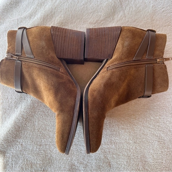 CROWN VINTAGE BLOCK STACKED HEEL ZIPPER SUEDE ANKLE BOOTIES SIZE 7.5 - Picture 5 of 7
